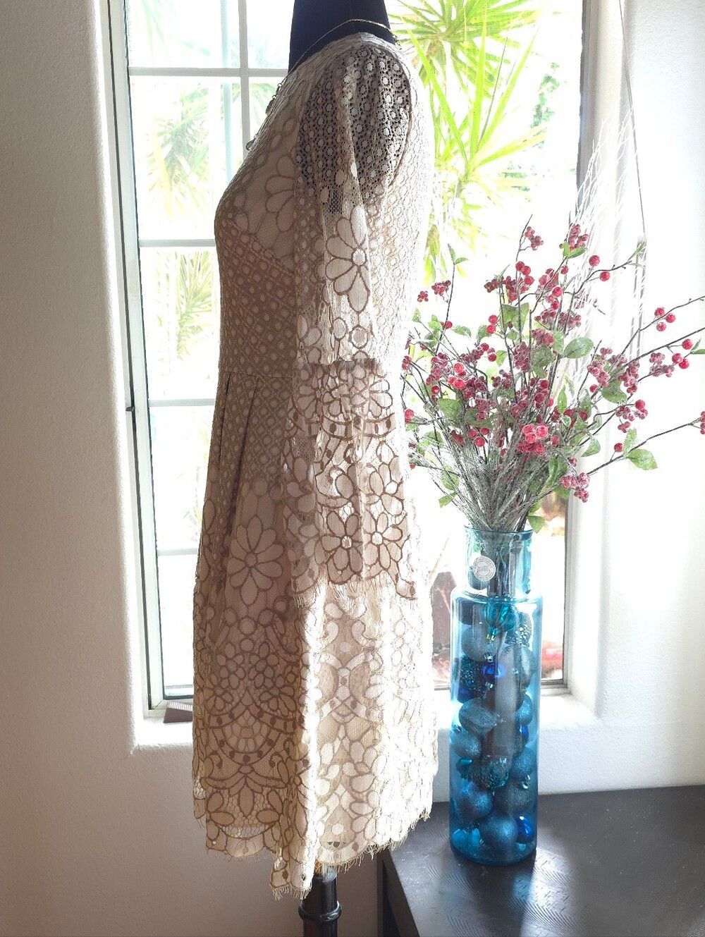 🍒EUC🍒 KADIN LACE DRESS - Picture 7 of 9